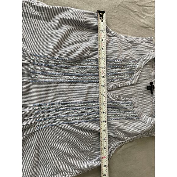 Talbots Sleeveless Blouse Blue & White ticking stripes with V-Neck notch SZ XS - Picture 7 of 8